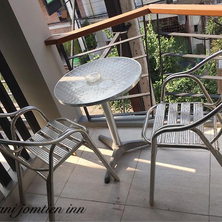 Abani Jomtien Inn Dış mekan fotoğraf